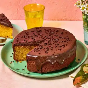 Brazilian carrot cake