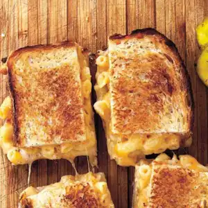 Grilled Mac and Cheese Sandwich
